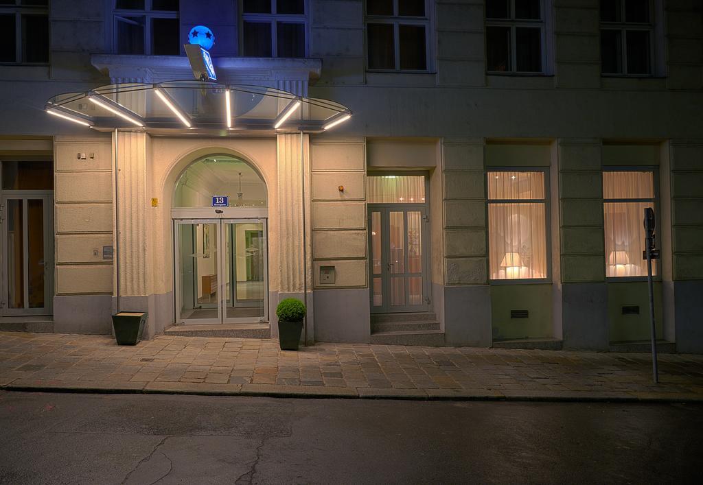 Starlight Suiten Hotel Renngasse Виена Екстериор снимка