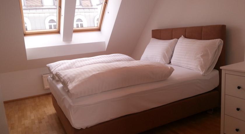 Starlight Suiten Hotel Renngasse Виена Екстериор снимка