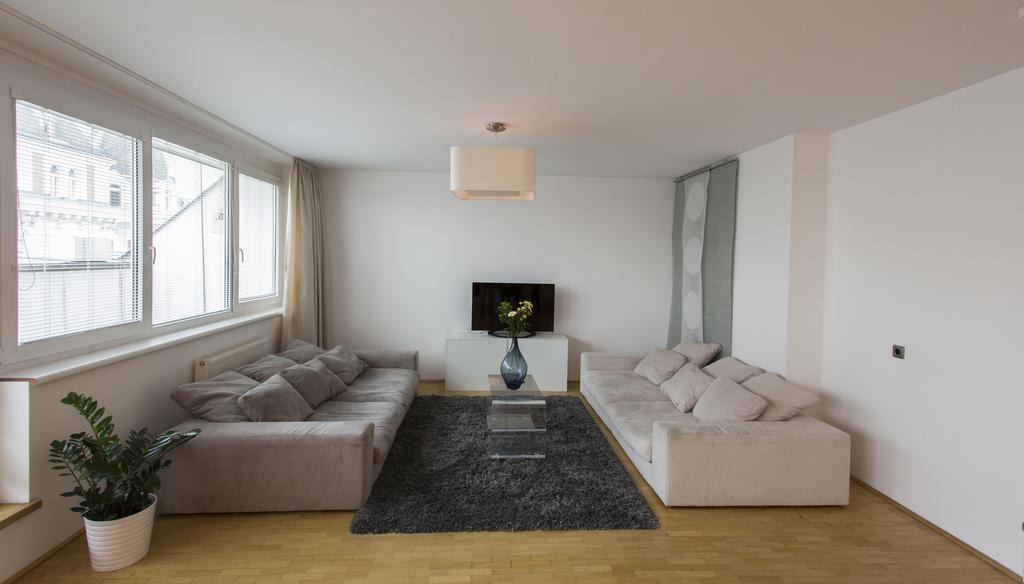 Starlight Suiten Hotel Renngasse Виена Екстериор снимка