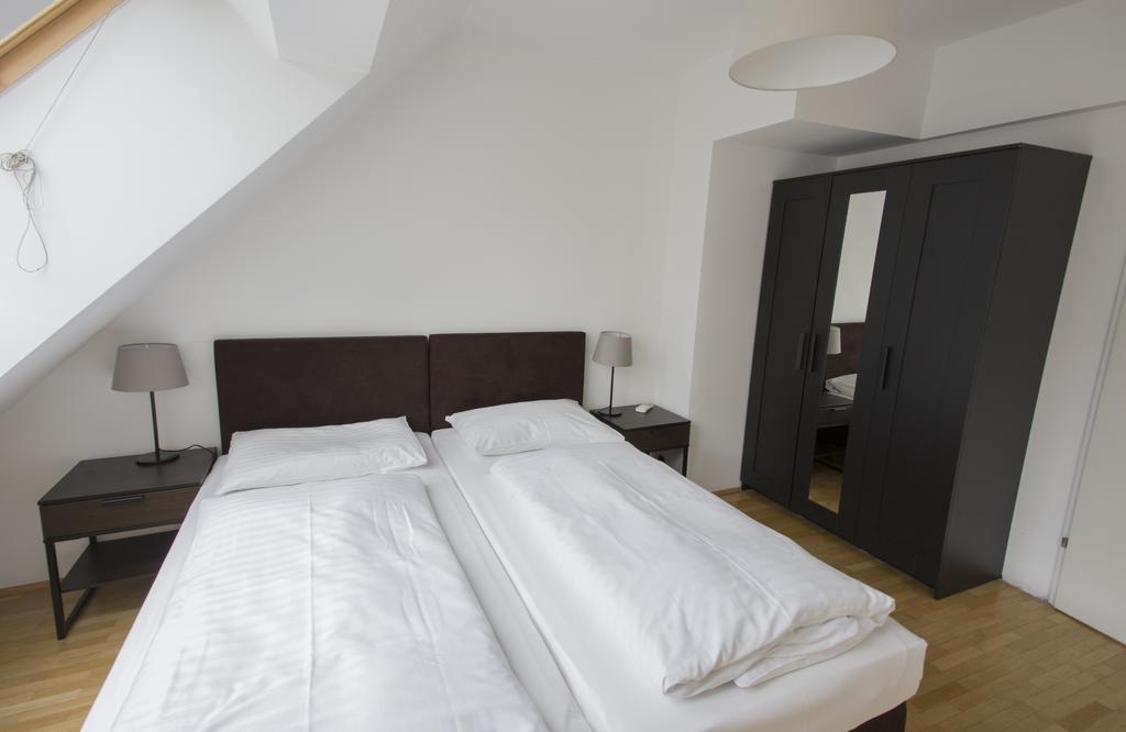 Starlight Suiten Hotel Renngasse Виена Екстериор снимка