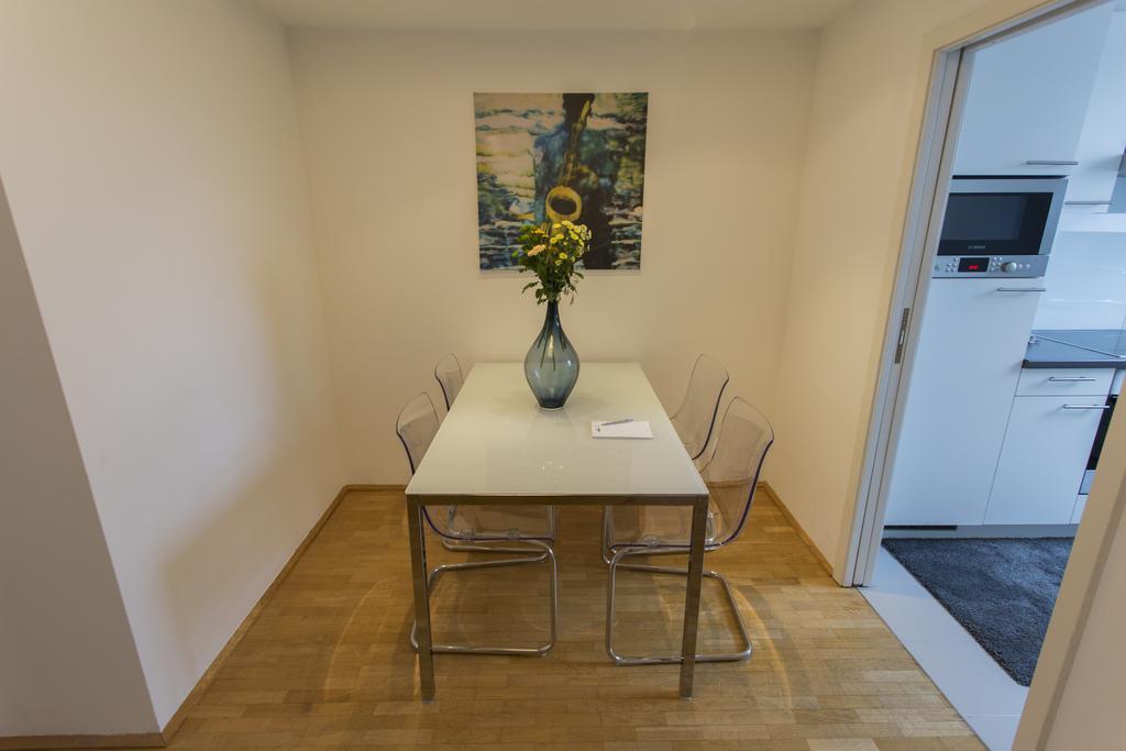 Starlight Suiten Hotel Renngasse Виена Стая снимка